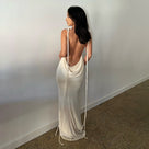 Robe longue dos nu